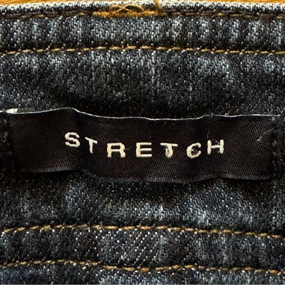 Jones New York dark wash boot cut high-rise casual jeans pants size 10
b4 - Picture 4 of 6